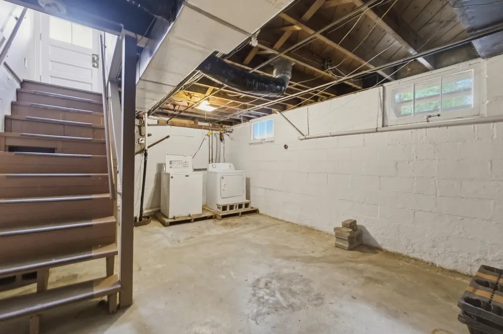 221 N 1st Street Danville KY 40422