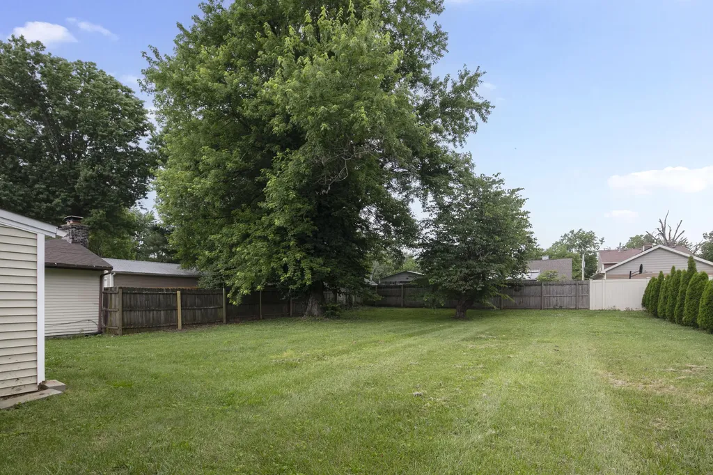 427 Locust Street Danville KY 40422