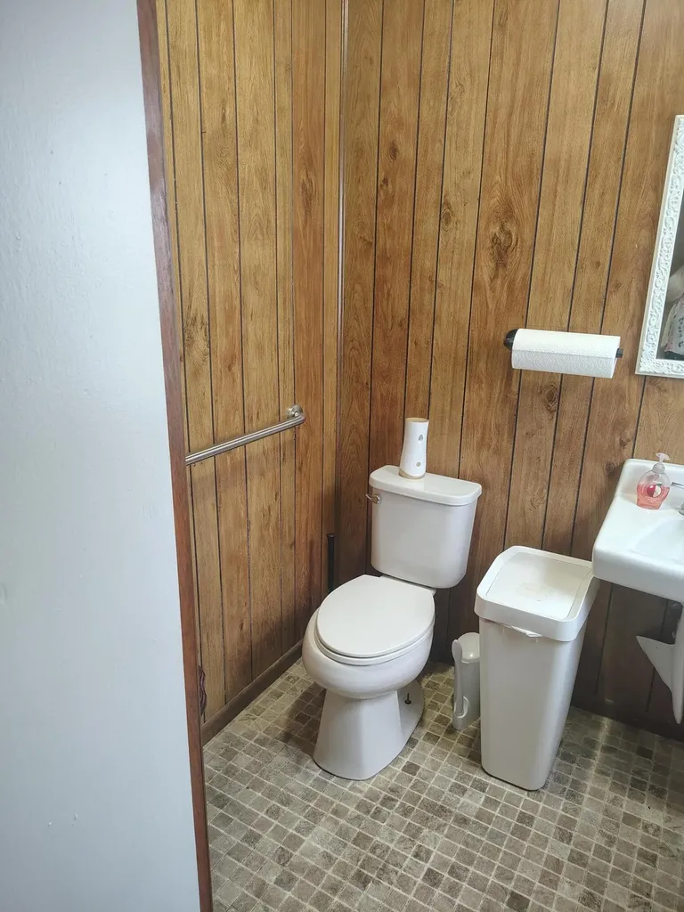 1129 W Lexington Avenue Winchester KY 40391