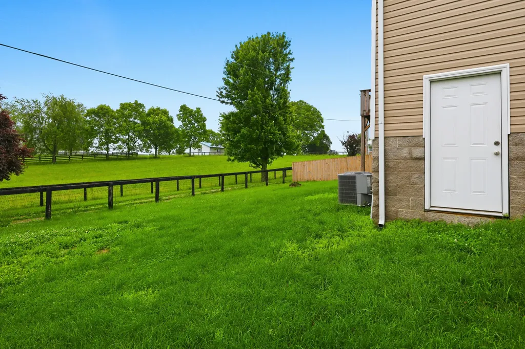 168 Hickory Court Cynthiana KY 41031