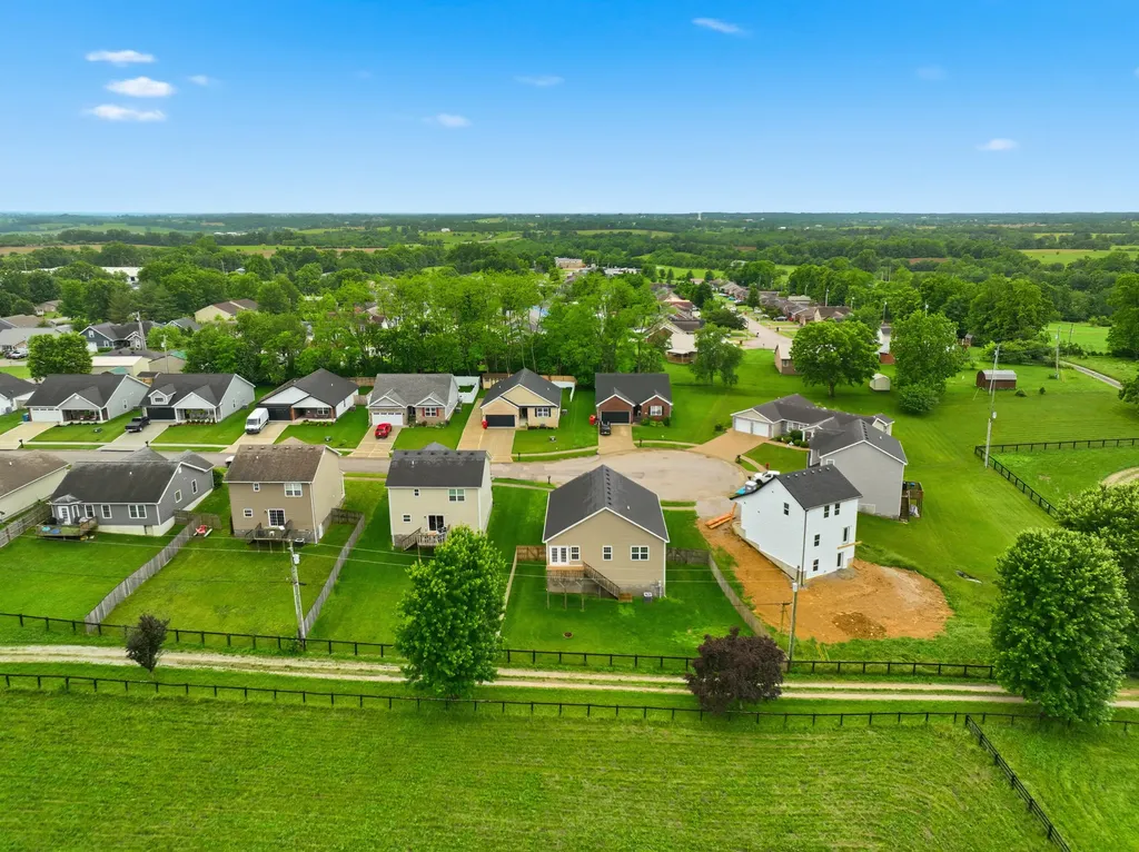 168 Hickory Court Cynthiana KY 41031