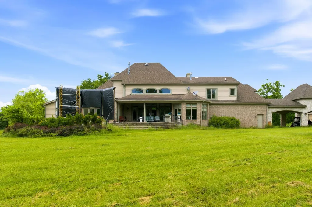 22 Timberwood Drive Simpsonville KY 40067
