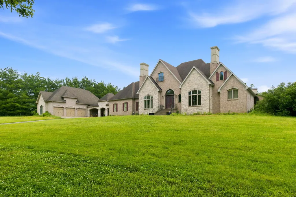 22 Timberwood Drive Simpsonville KY 40067