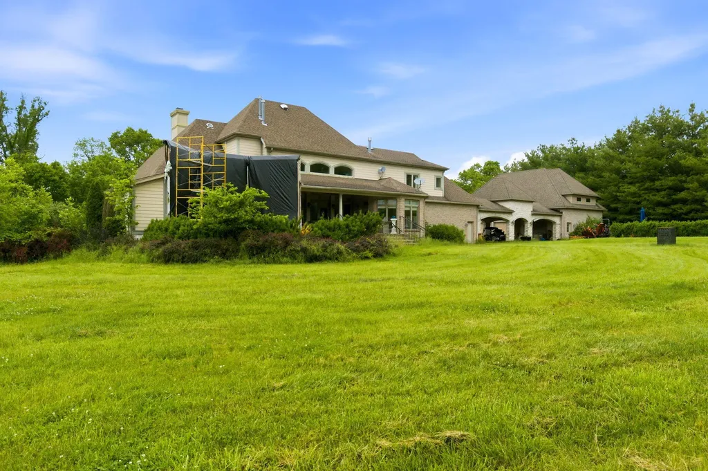 22 Timberwood Drive Simpsonville KY 40067
