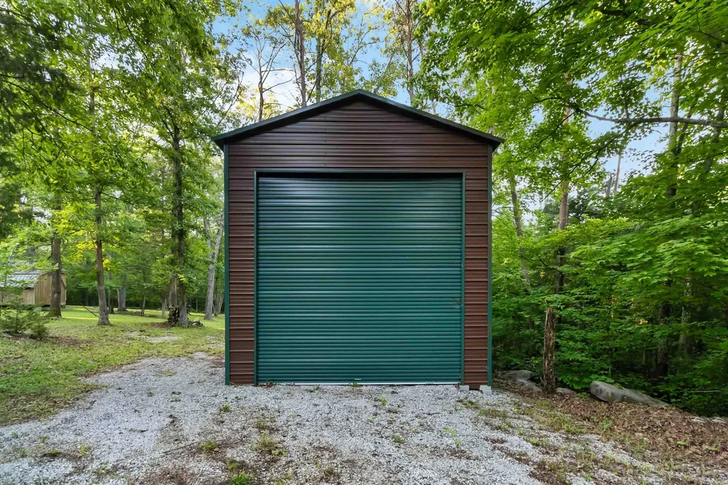 155 County Road Burnside KY 42519