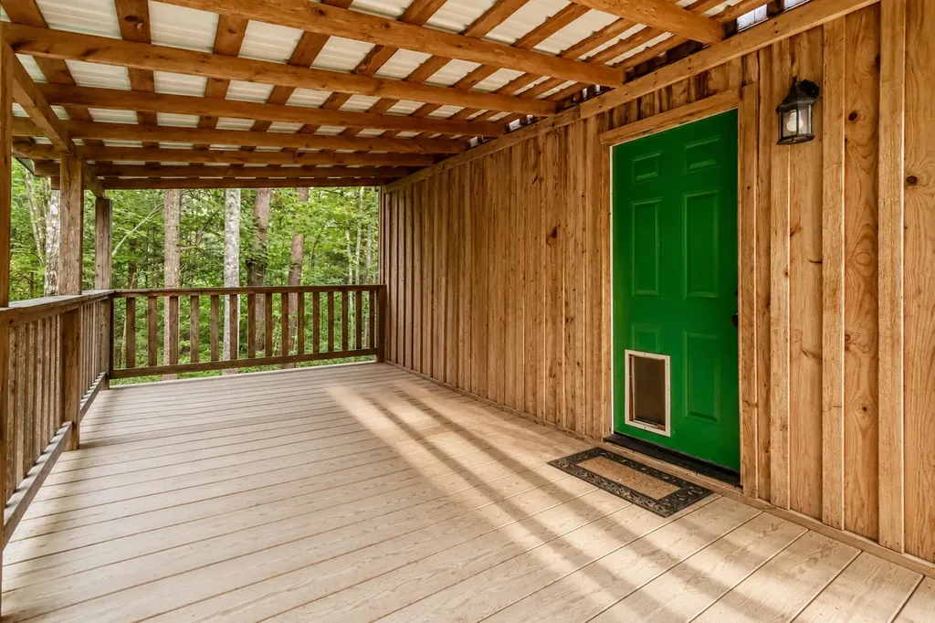 155 County Road Burnside KY 42519