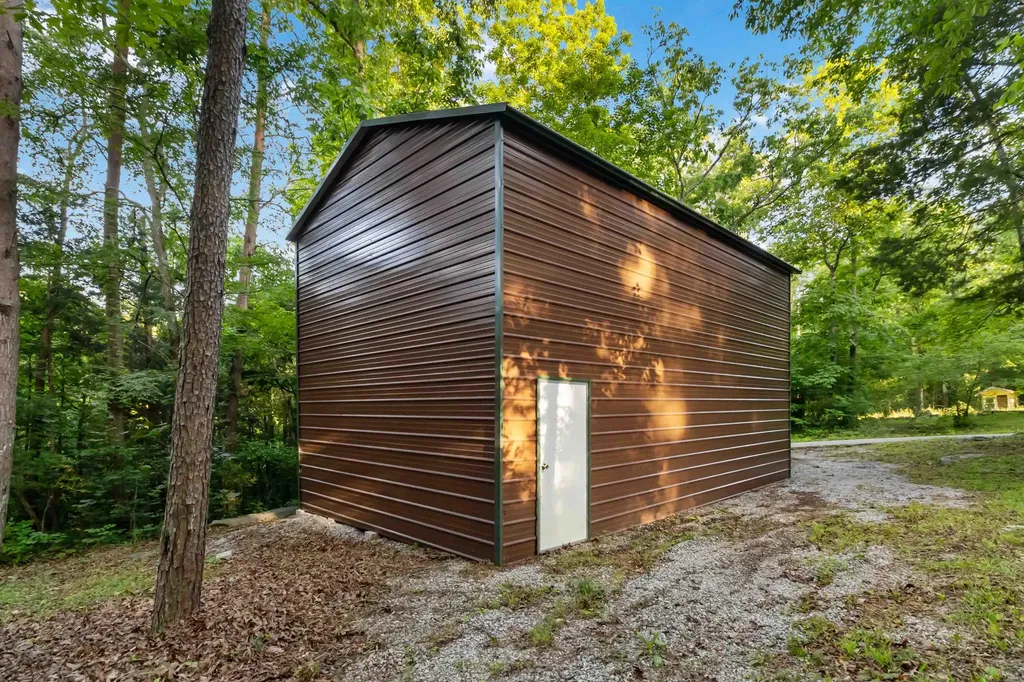 155 County Road Burnside KY 42519