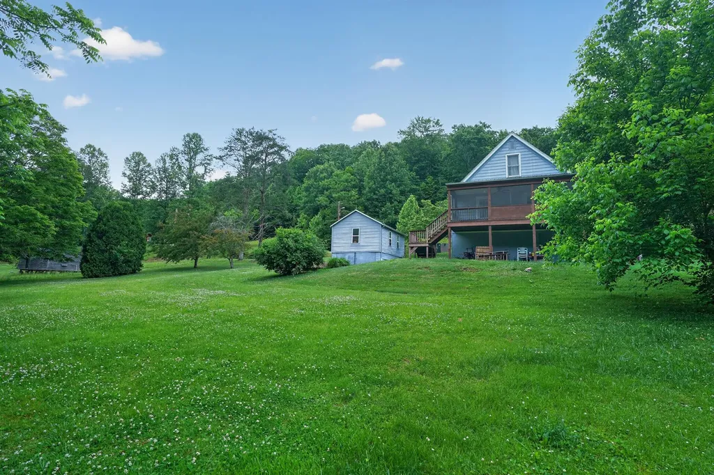 7583 Hawkins Branch Road Frenchburg KY 40322