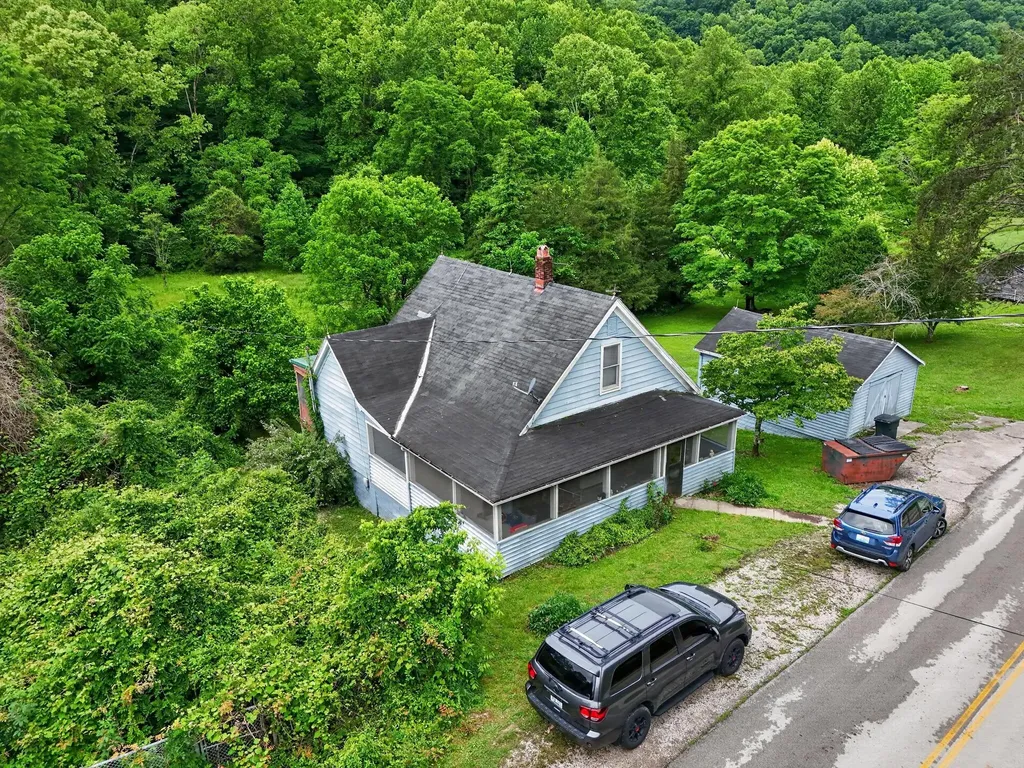 7583 Hawkins Branch Road Frenchburg KY 40322