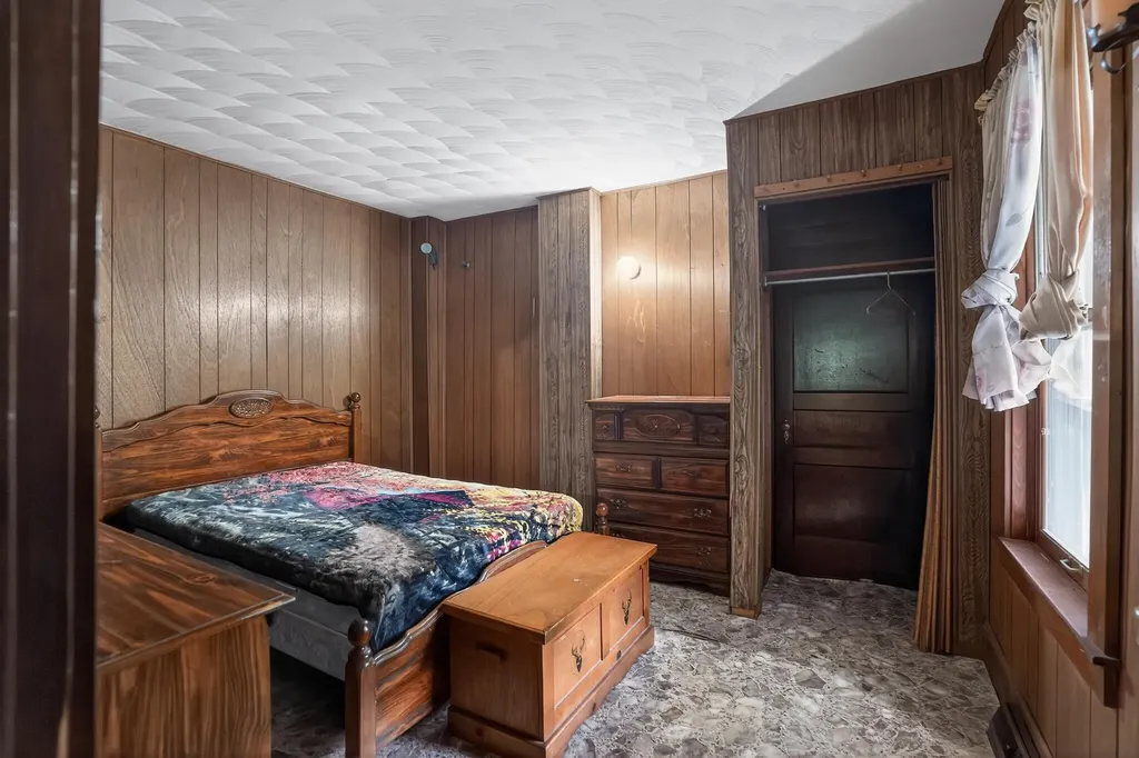 7583 Hawkins Branch Road Frenchburg KY 40322