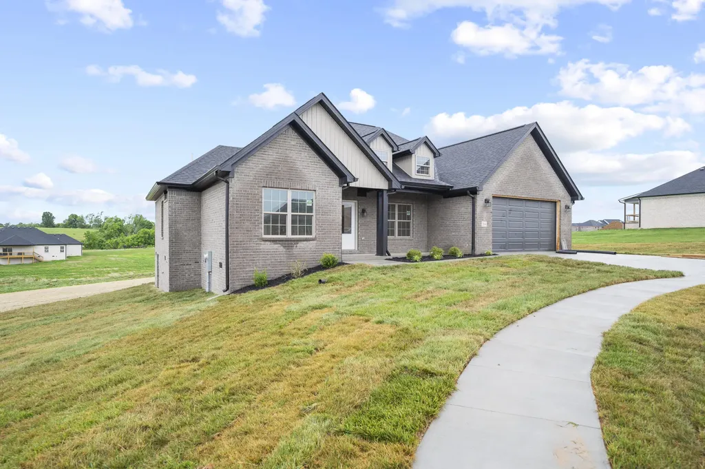214 Carhartt Drive Richmond KY 40475