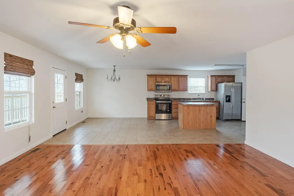 432 Scarlet Oak Drive London KY 40741