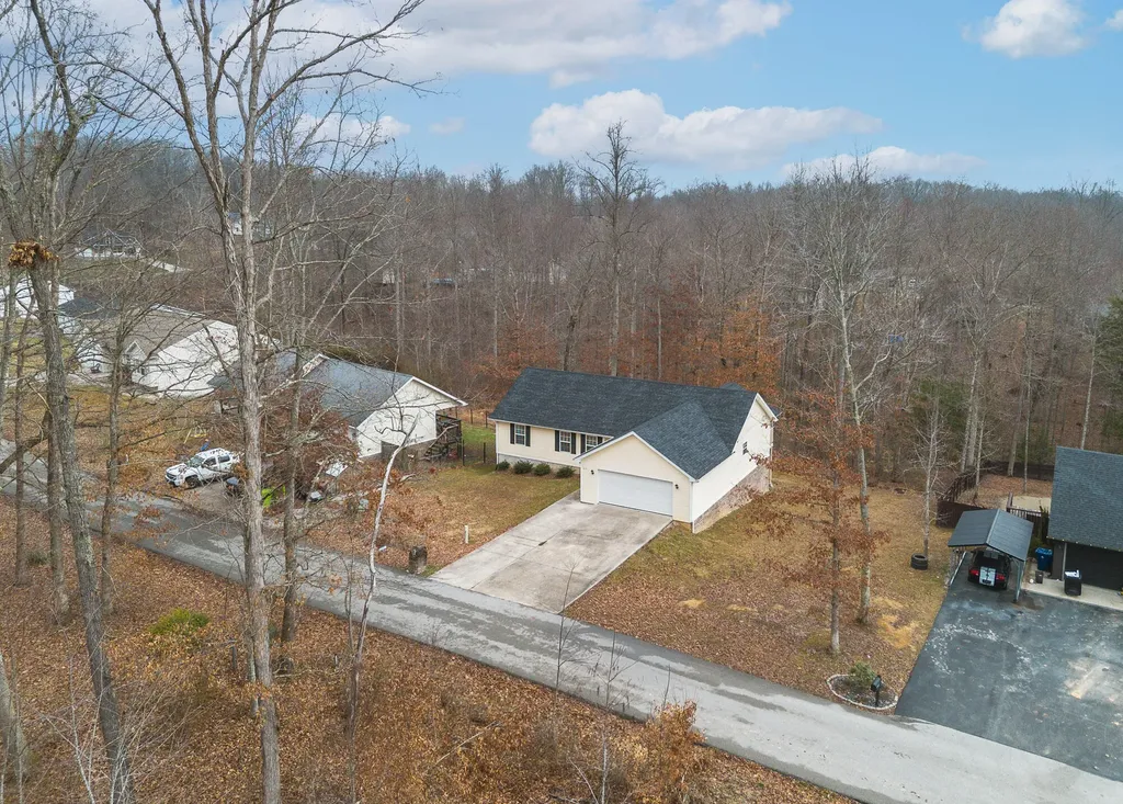 432 Scarlet Oak Drive London KY 40741