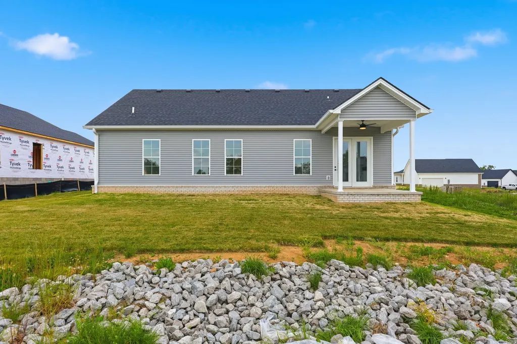 109 Patchen Drive Nicholasville KY 40356