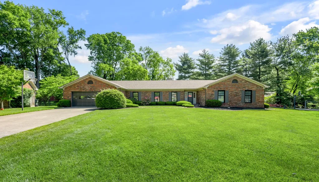 604 Autumn Lane Lexington KY 40502