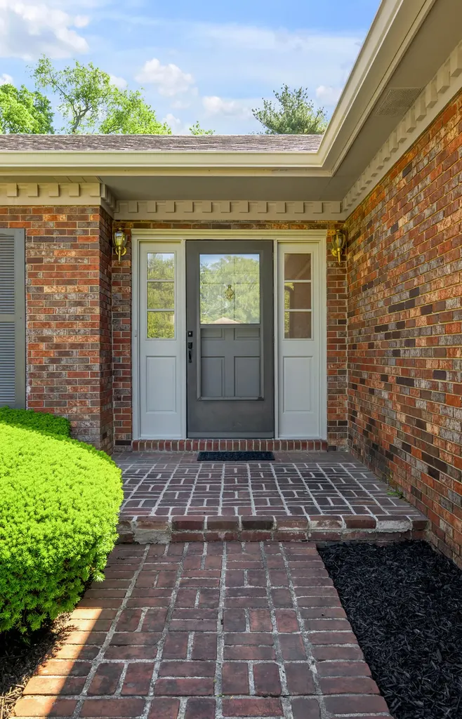 604 Autumn Lane Lexington KY 40502