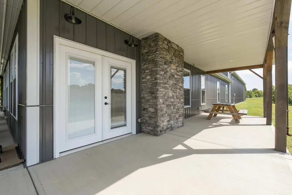 4290 Gardnersville Road Crittenden KY 41030