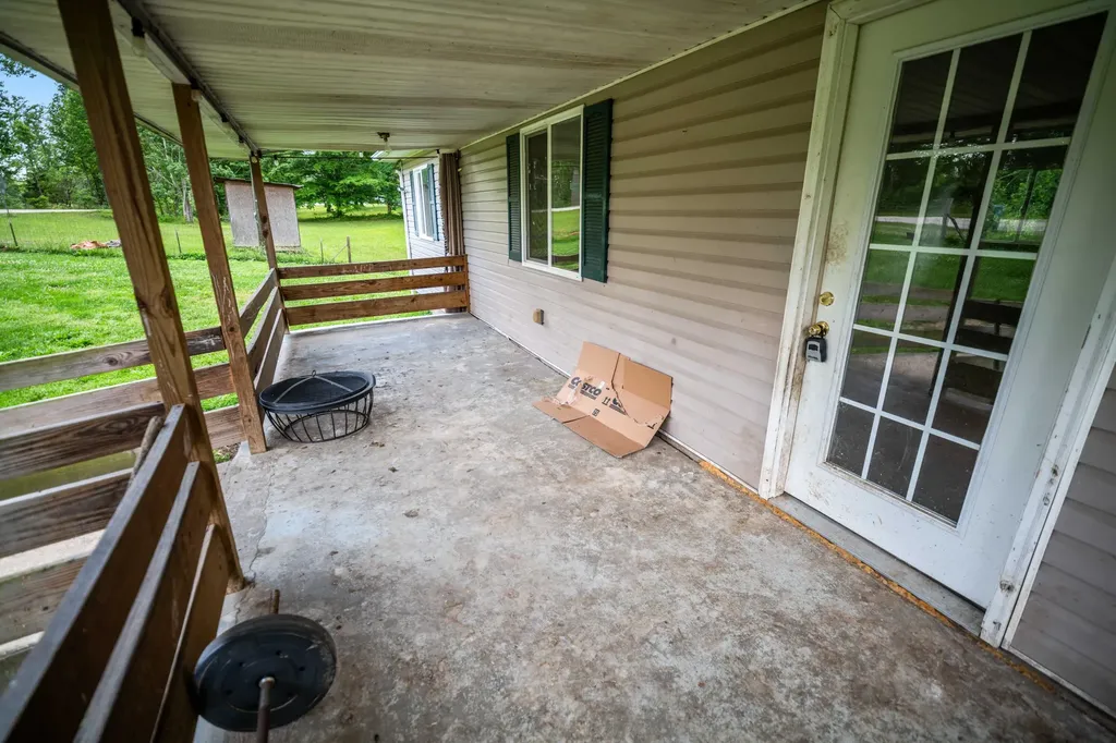 23 Ky-1609 Parkers Lake KY 42634