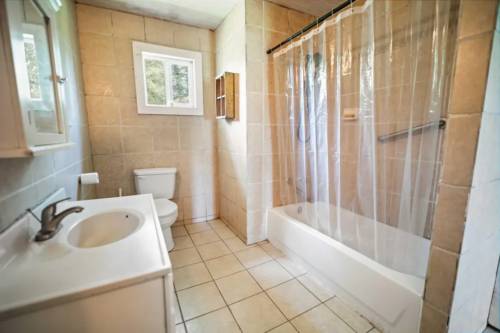 23 Ky-1609 Parkers Lake KY 42634