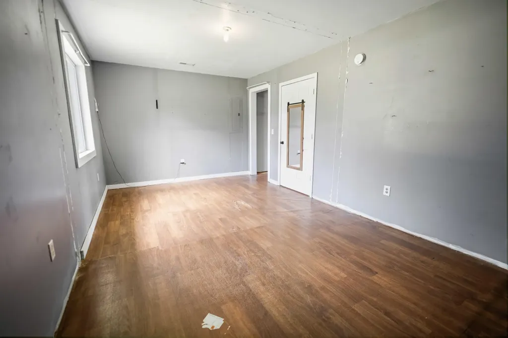 23 Ky-1609 Parkers Lake KY 42634