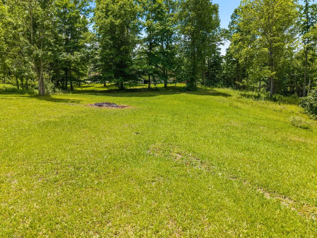 23 Ky-1609 Parkers Lake KY 42634