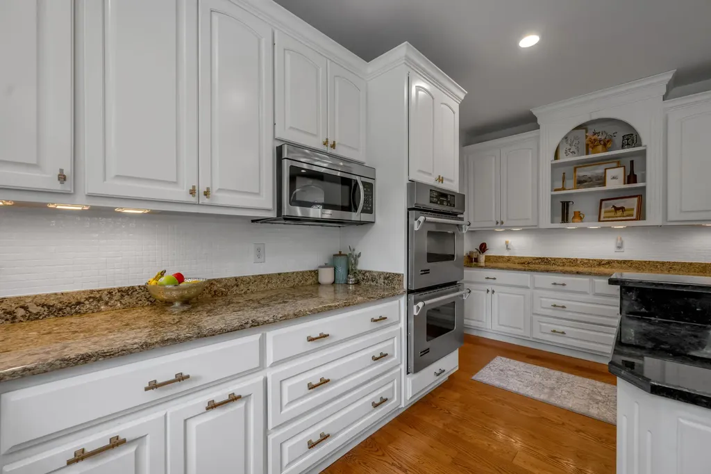 310 Ironwood Circle Paris KY 40361
