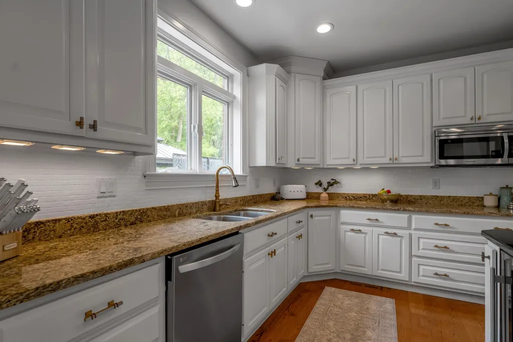 310 Ironwood Circle Paris KY 40361