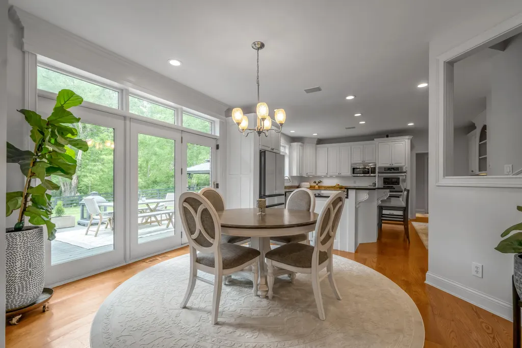 310 Ironwood Circle Paris KY 40361