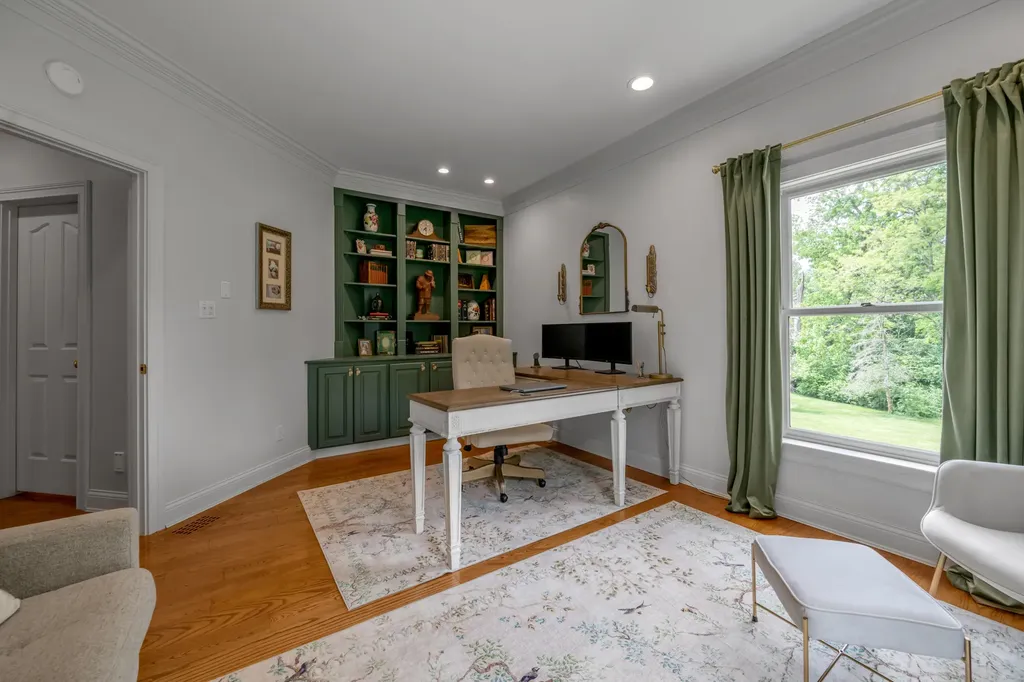 310 Ironwood Circle Paris KY 40361