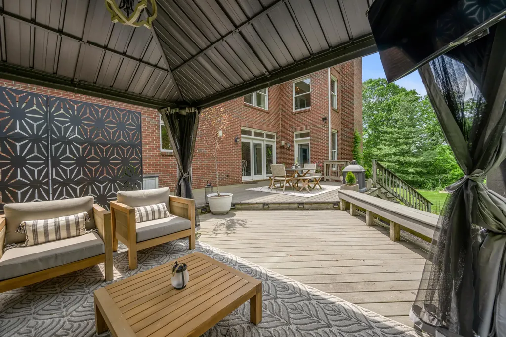 310 Ironwood Circle Paris KY 40361