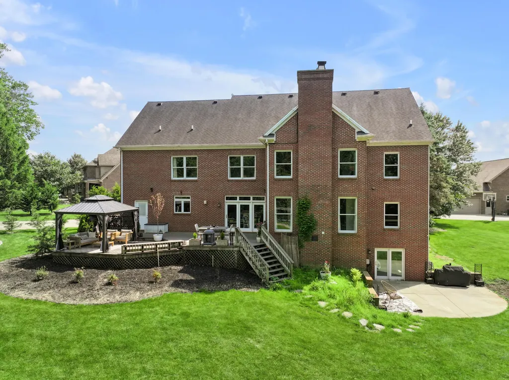 310 Ironwood Circle Paris KY 40361