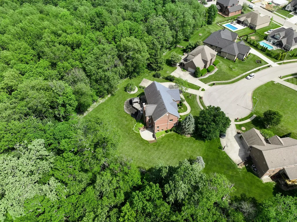 310 Ironwood Circle Paris KY 40361