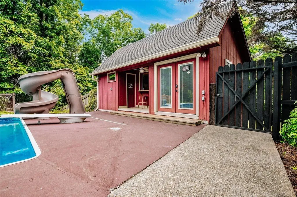 295 Buc Road Williamsburg KY 40769