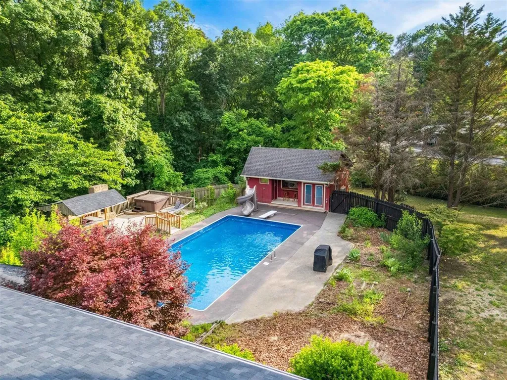 295 Buc Road Williamsburg KY 40769