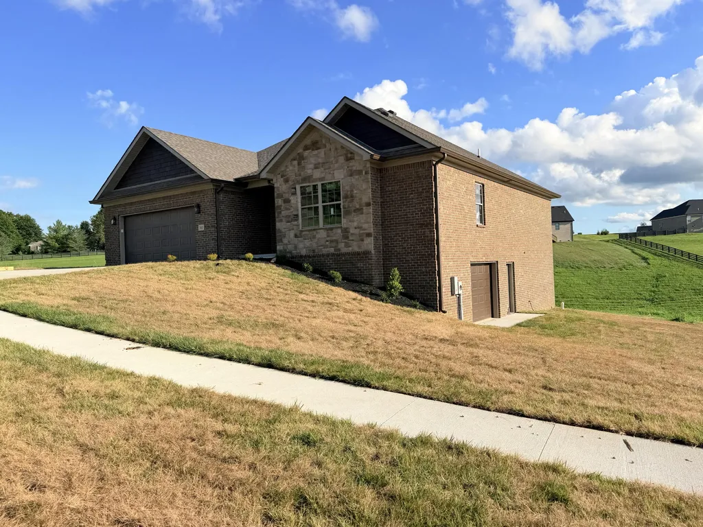 303 Wolverine Way Richmond KY 40475