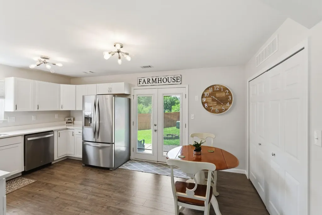 329 Santa Anita Court Lexington KY 40516