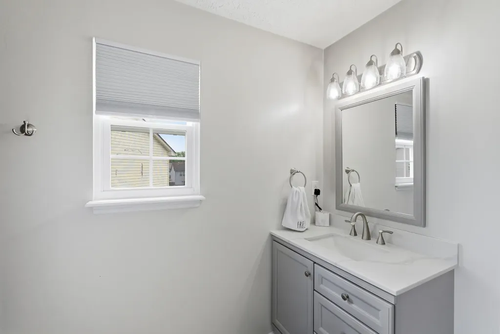 329 Santa Anita Court Lexington KY 40516