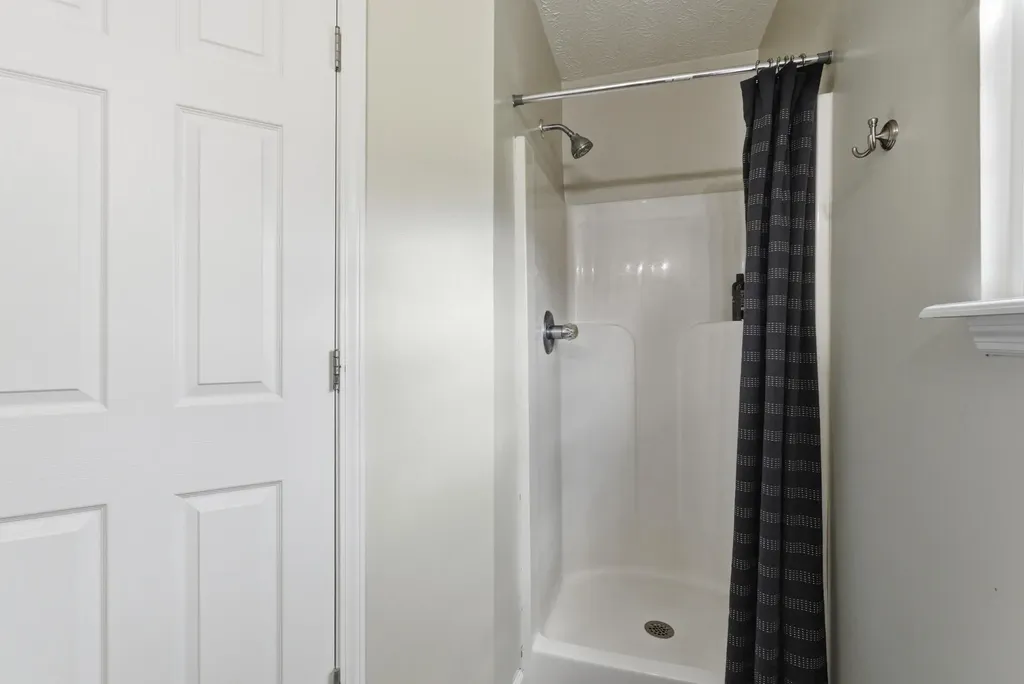 329 Santa Anita Court Lexington KY 40516