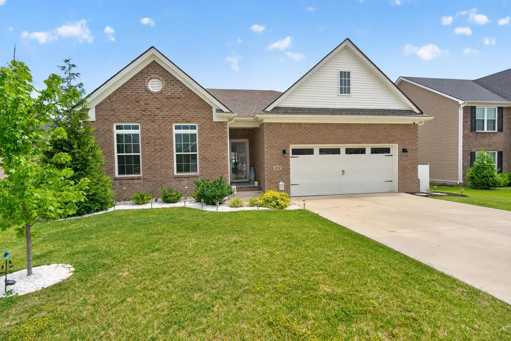 312 Fox Hollow Trail Nicholasville KY 40356