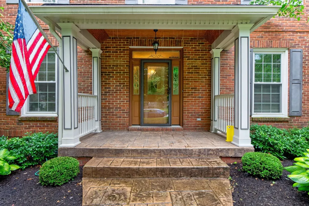 3366 Ridgecane Road Lexington KY 40513
