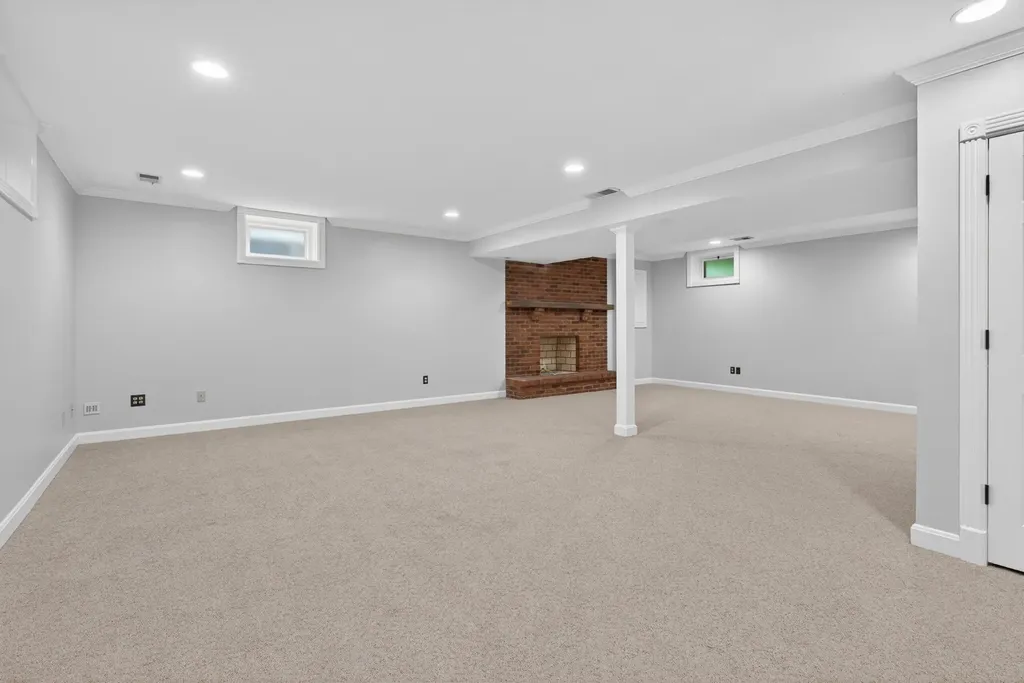 3366 Ridgecane Road Lexington KY 40513