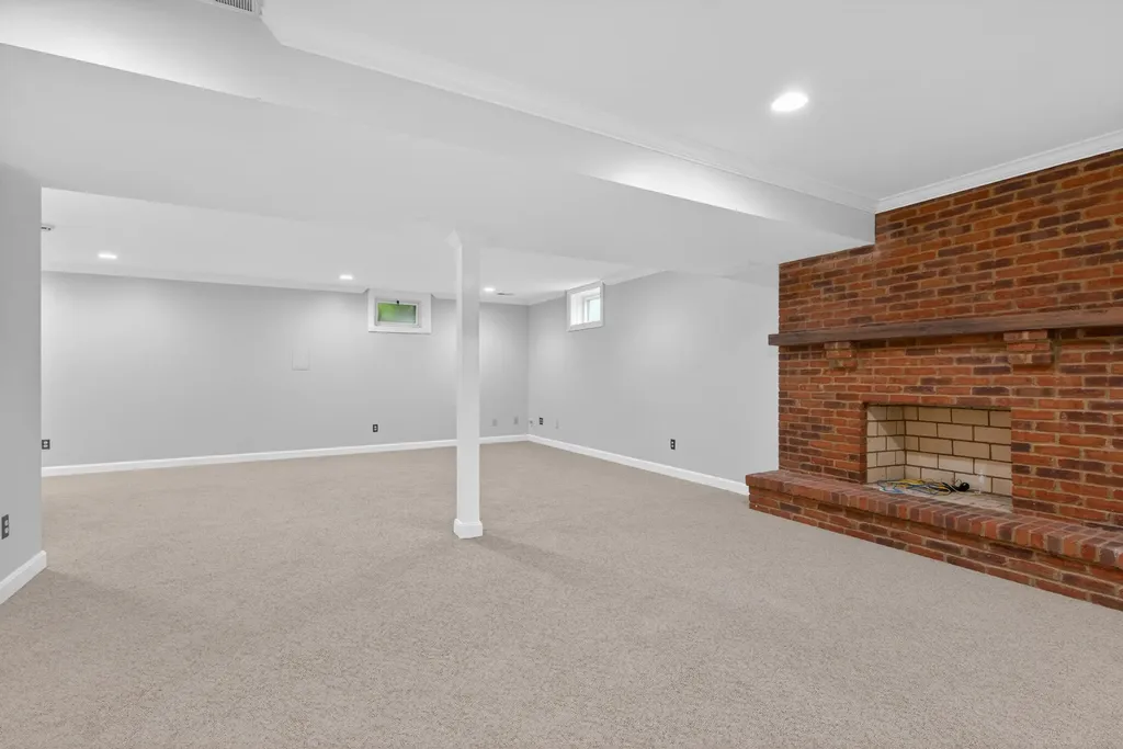 3366 Ridgecane Road Lexington KY 40513