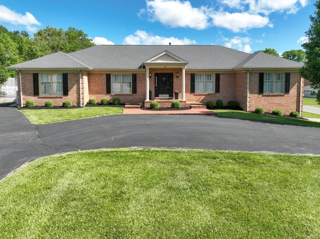 897 Turkey Foot Road Lexington KY 40502