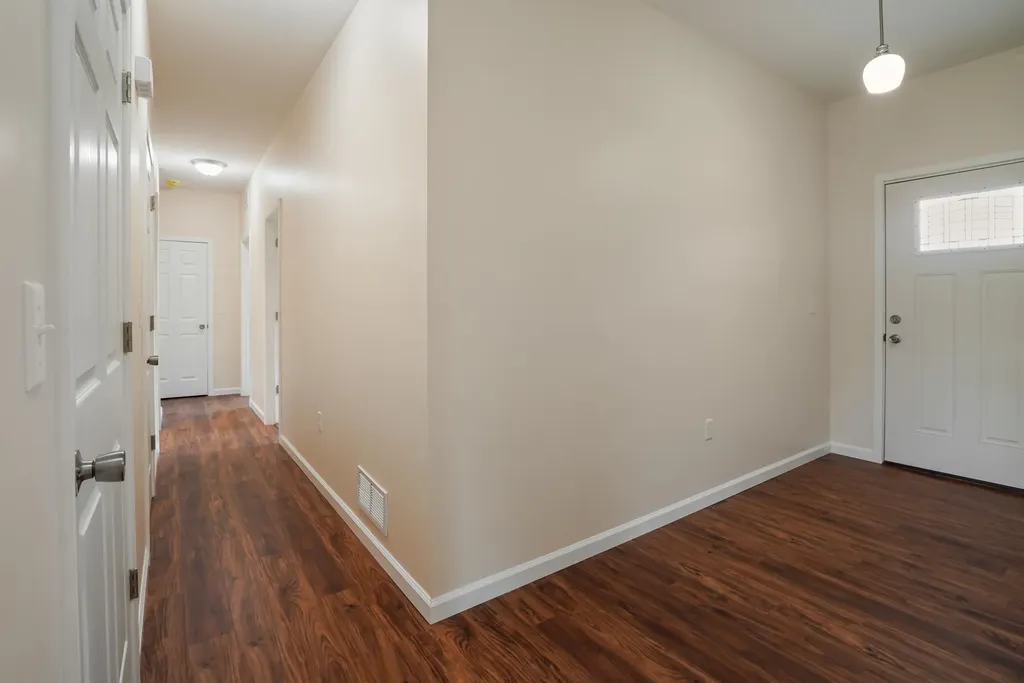 553 Knoll Lane Nancy KY 42544