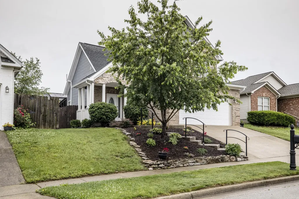 129 Felix Street Georgetown KY 40324