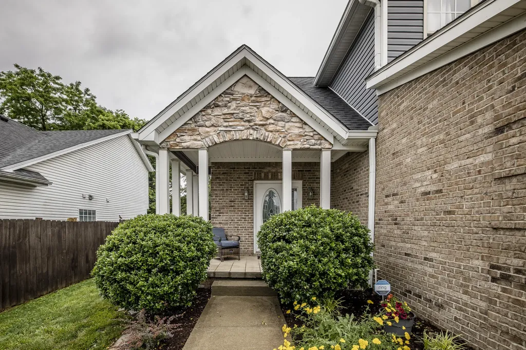 129 Felix Street Georgetown KY 40324