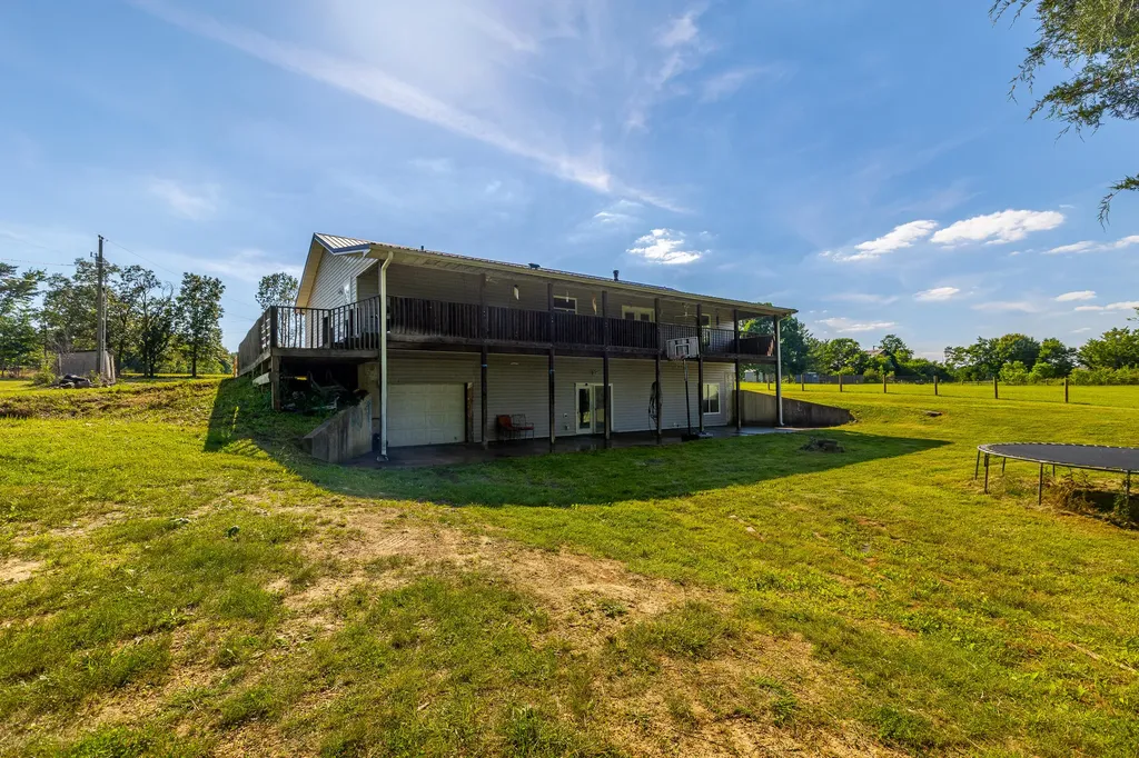 36 Manuel Road Stanford KY 40484