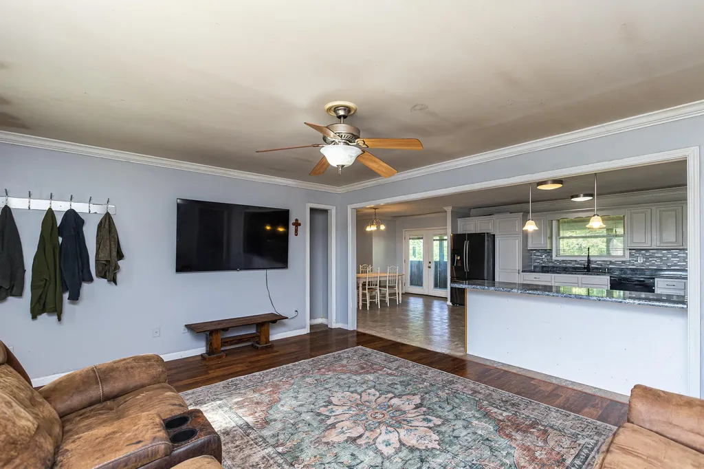 36 Manuel Road Stanford KY 40484