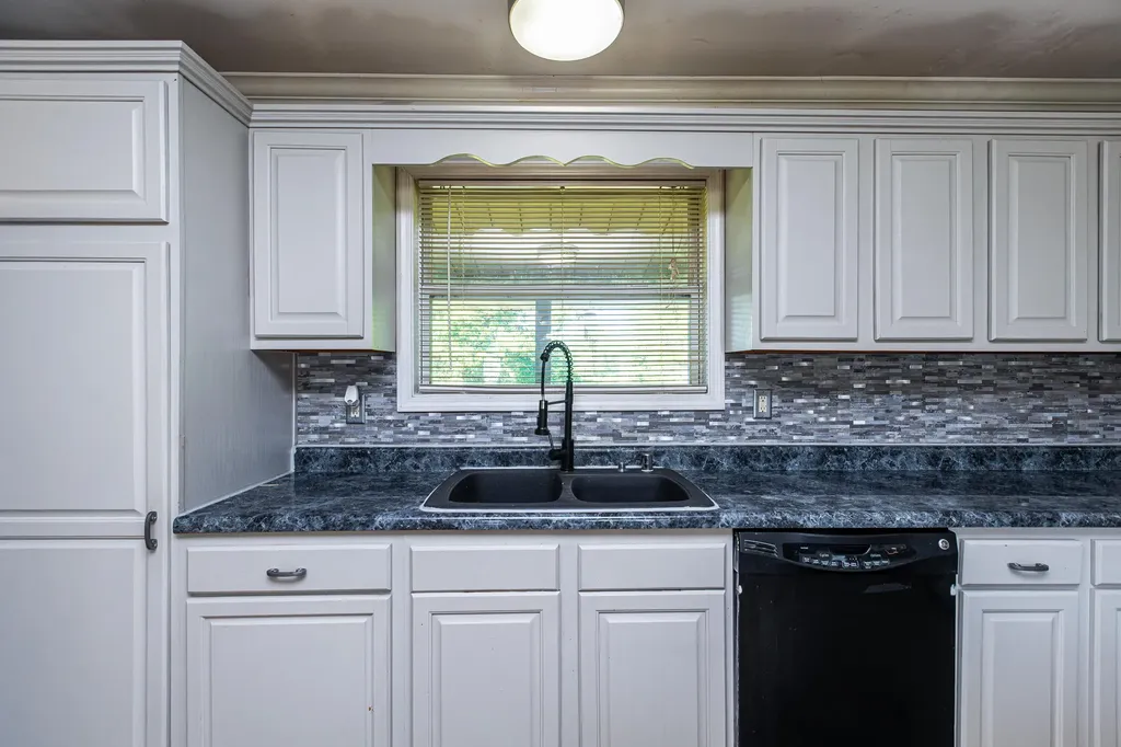 36 Manuel Road Stanford KY 40484