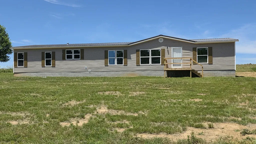 560 Cassidy Pike Ewing KY 41039